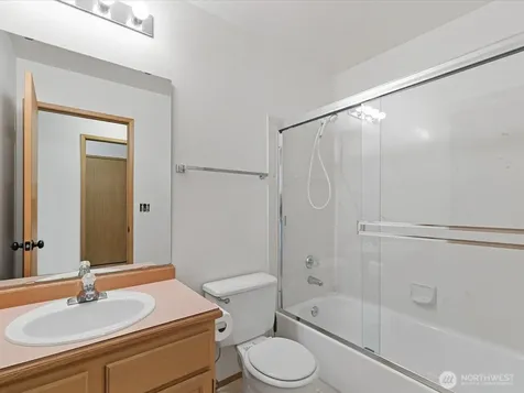 6211 145th Street SE Everett WA 98208