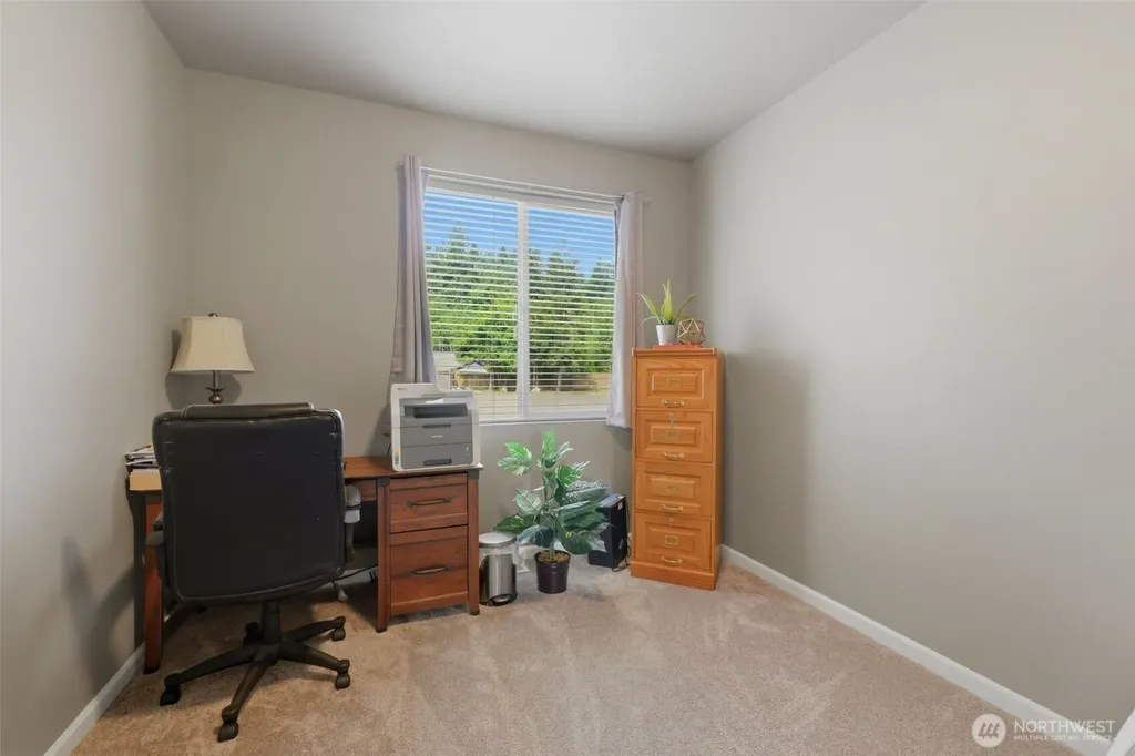 300 E Mclane Cove Drive Grapeview WA 98546