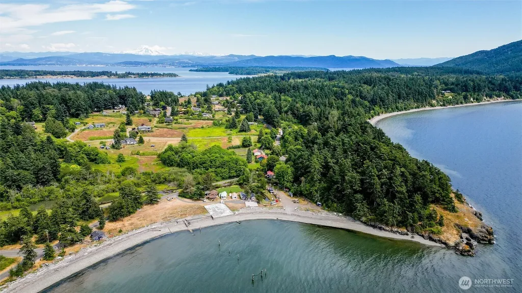 3965 Legoe Bay Road Lummi Island WA 98262
