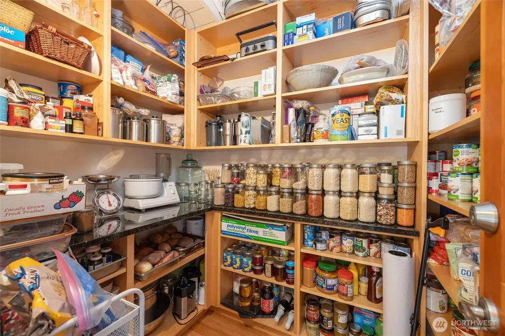 3965 Legoe Bay Road Lummi Island WA 98262