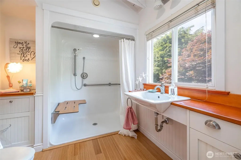 3965 Legoe Bay Road Lummi Island WA 98262