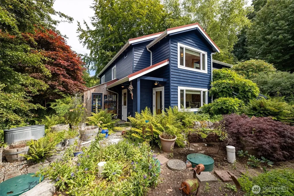 3965 Legoe Bay Road Lummi Island WA 98262