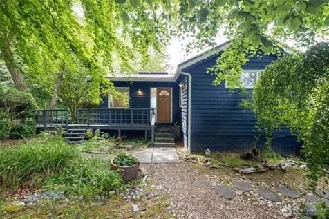 3965 Legoe Bay Road Lummi Island WA 98262