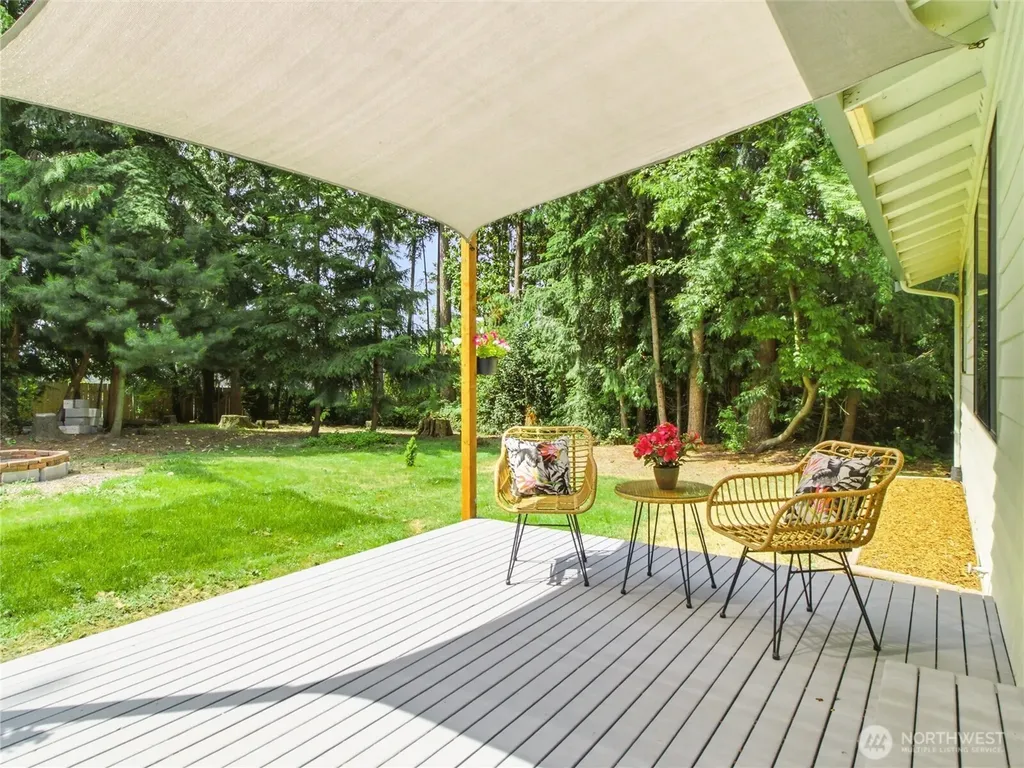10389 Frontier Place NW Silverdale WA 98383