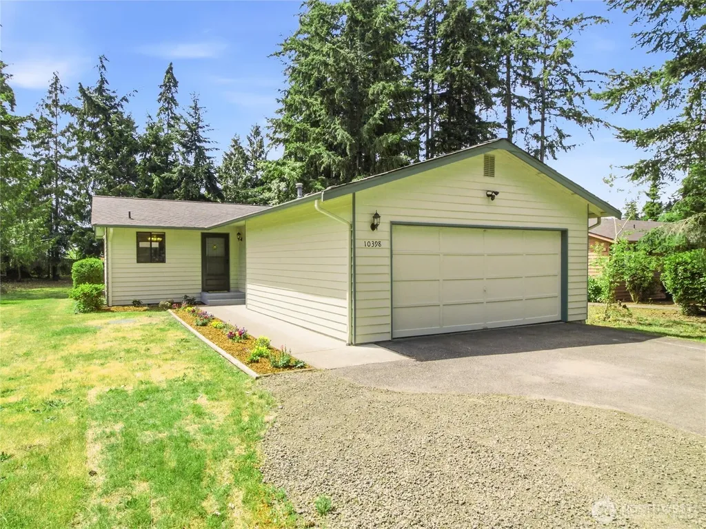 10389 Frontier Place NW Silverdale WA 98383