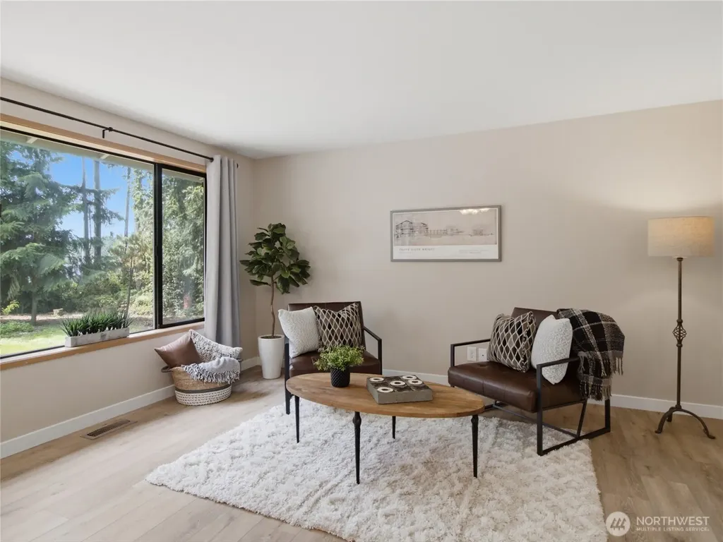10389 Frontier Place NW Silverdale WA 98383