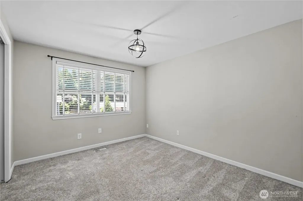 2301 34th Avenue SE Puyallup WA 98374