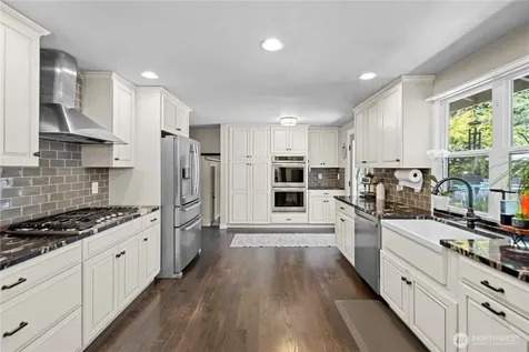 2301 34th Avenue SE Puyallup WA 98374
