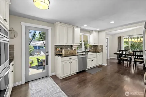 2301 34th Avenue SE Puyallup WA 98374