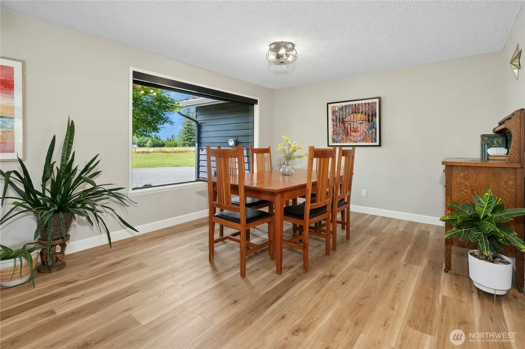 41218 292nd Way SE Enumclaw WA 98022