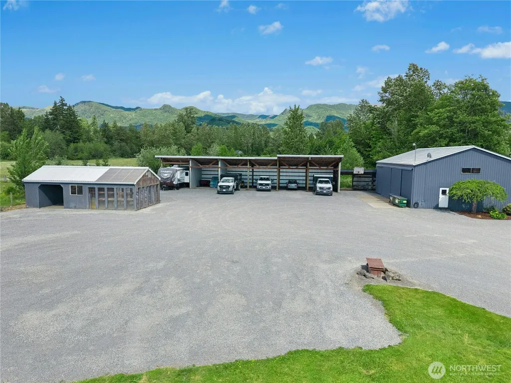 41218 292nd Way SE Enumclaw WA 98022