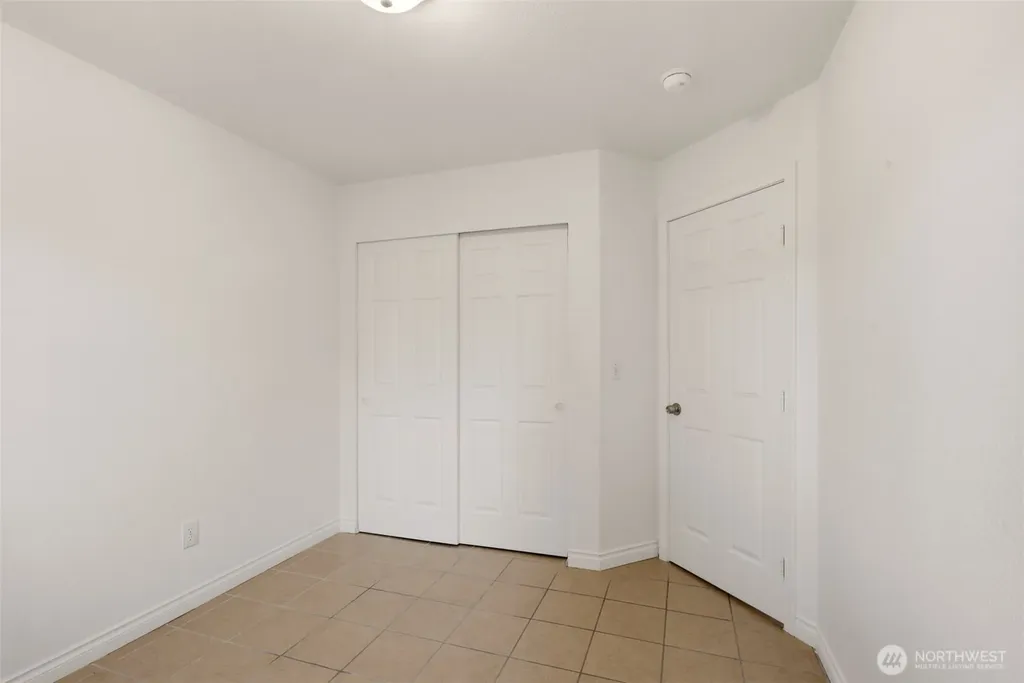 5807 S Ferdinand Street Tacoma WA 98409