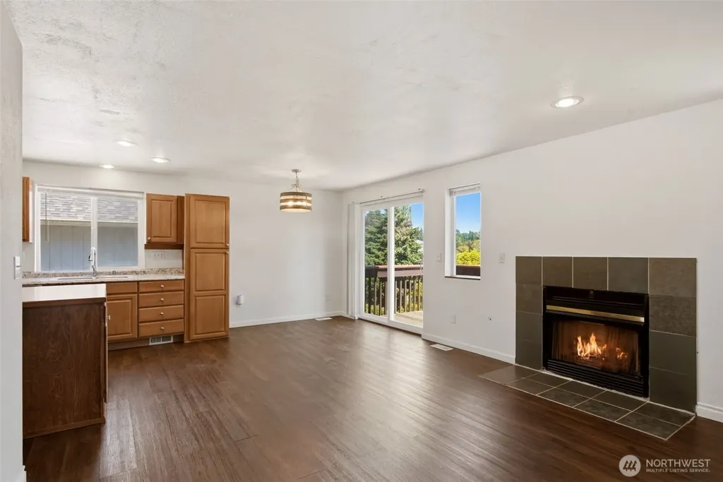 5807 S Ferdinand Street Tacoma WA 98409