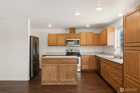 5807 S Ferdinand Street Tacoma WA 98409