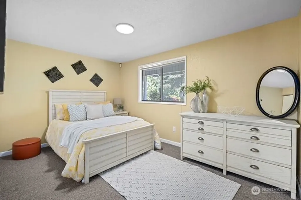 34216 136th Avenue SE Auburn WA 98092