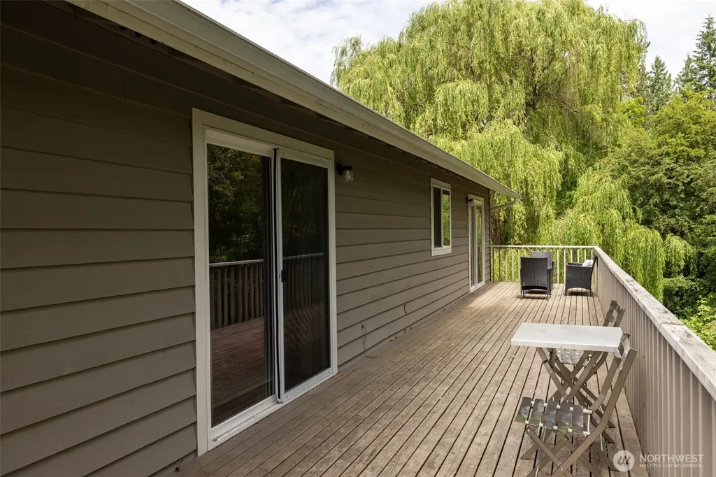 23017 7th Avenue SE Bothell WA 98021