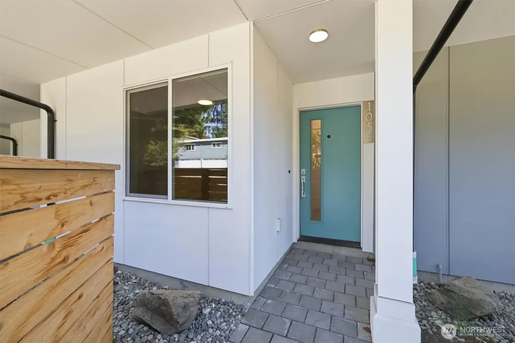 105 39th Avenue NW Seattle WA 98107