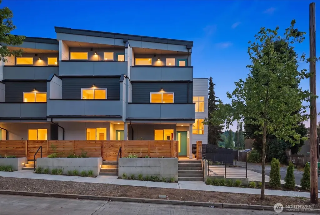 105 39th Avenue NW Seattle WA 98107