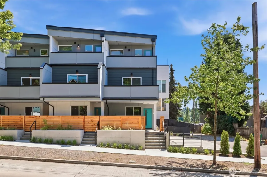 105 39th Avenue NW Seattle WA 98107