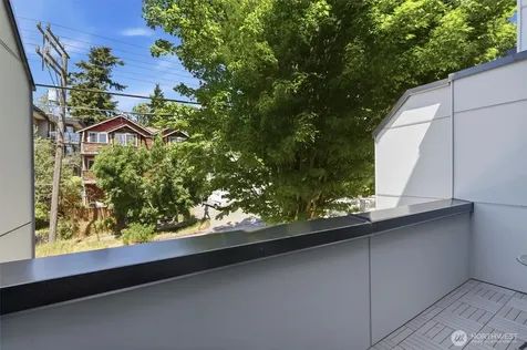 105 39th Avenue NW Seattle WA 98107