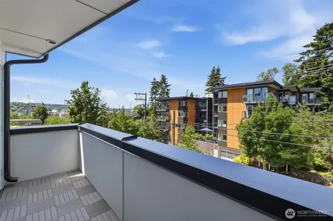 105 39th Avenue NW Seattle WA 98107