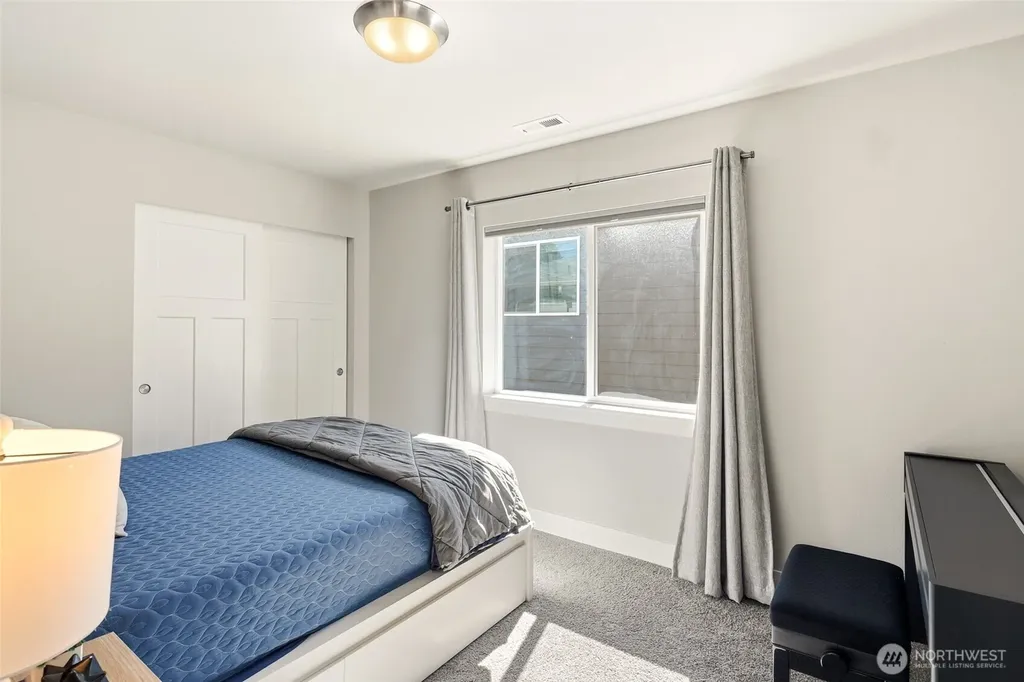 16 176th Place SW Bothell WA 98012