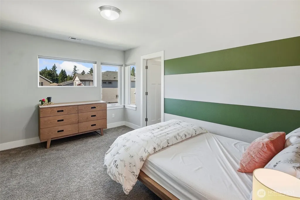 16 176th Place SW Bothell WA 98012