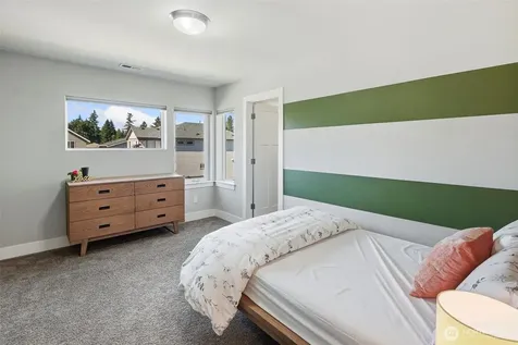 16 176th Place SW Bothell WA 98012