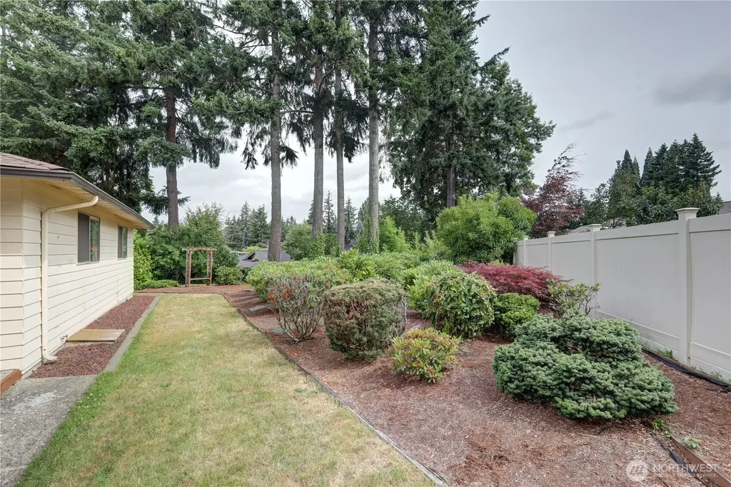 16724 NE 22nd Street Bellevue WA 98008