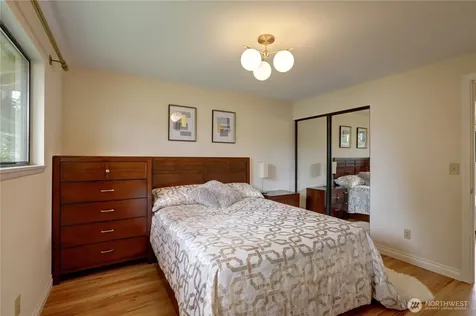 16724 NE 22nd Street Bellevue WA 98008