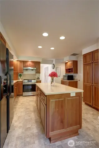 16724 NE 22nd Street Bellevue WA 98008