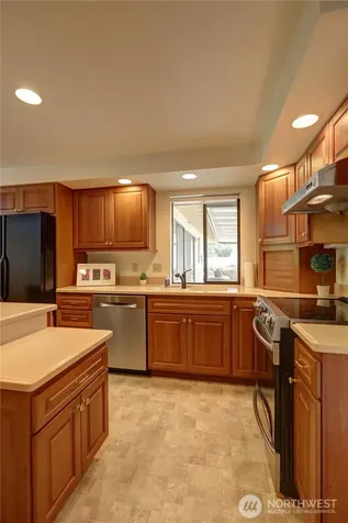 16724 NE 22nd Street Bellevue WA 98008