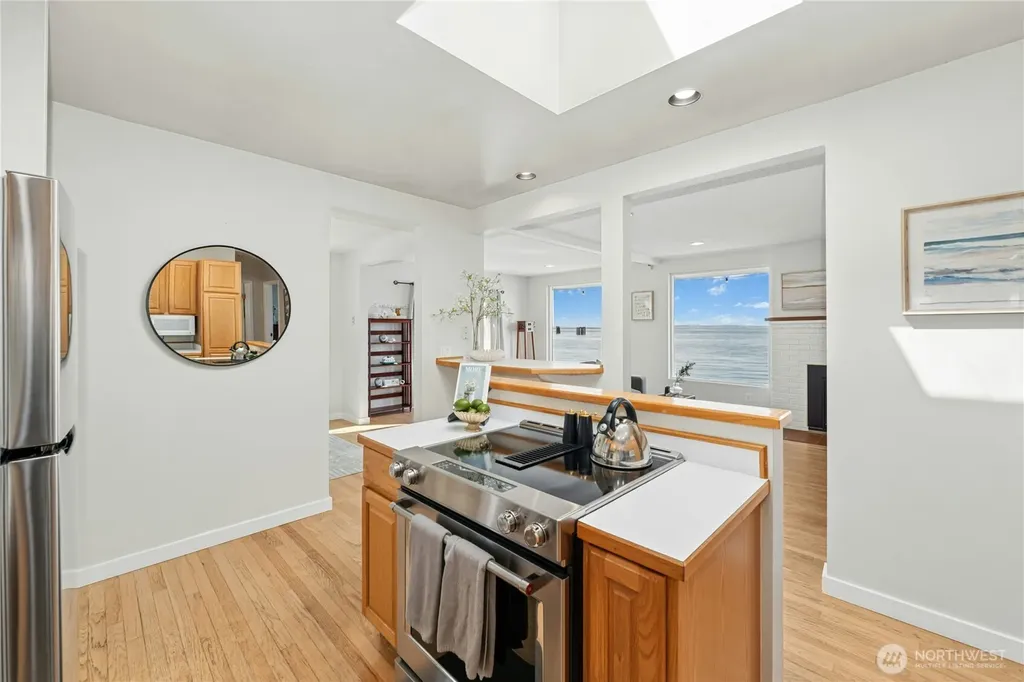 10932 Vashon Hwy SW Vashon WA 98070