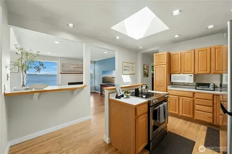 10932 Vashon Hwy SW Vashon WA 98070