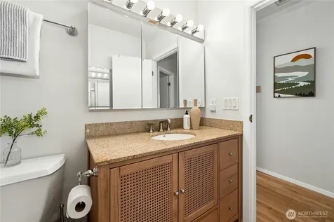 10932 Vashon Hwy SW Vashon WA 98070