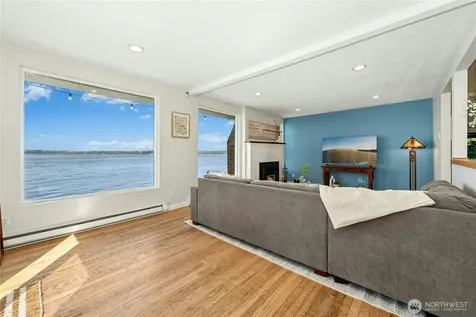 10932 Vashon Hwy SW Vashon WA 98070