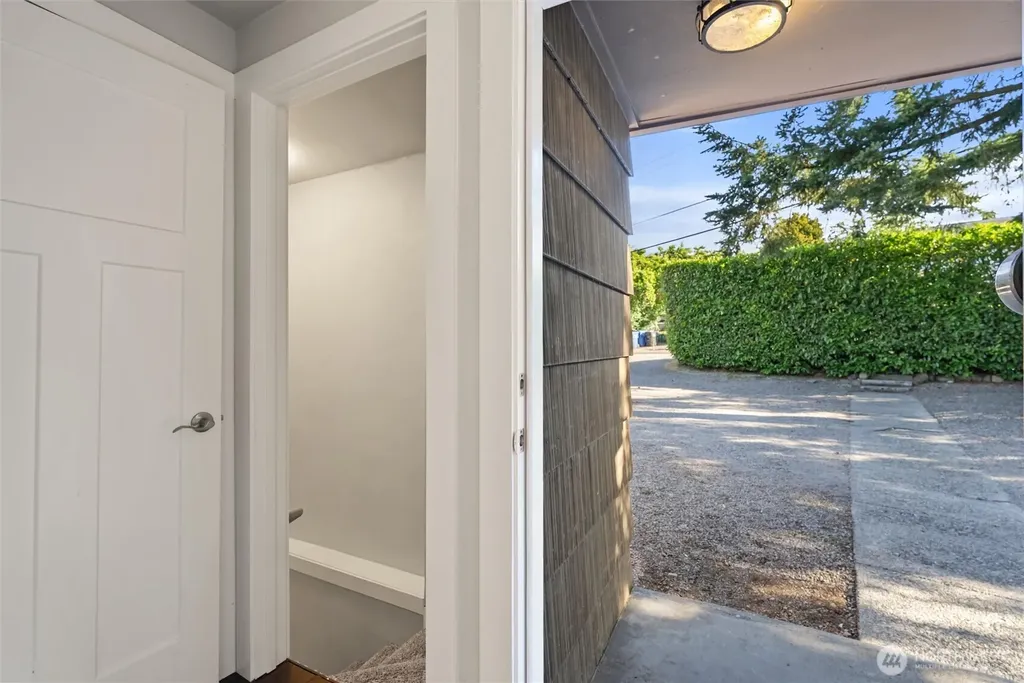 5163 S Augusta Street Seattle WA 98178