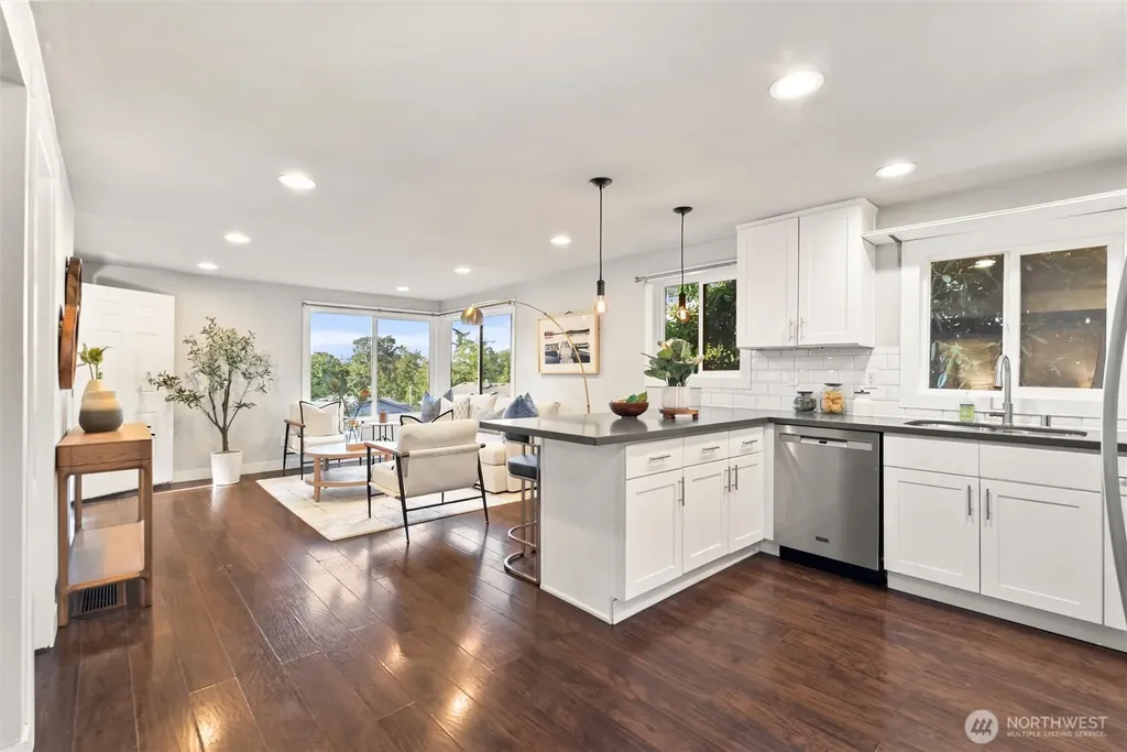 5163 S Augusta Street Seattle WA 98178
