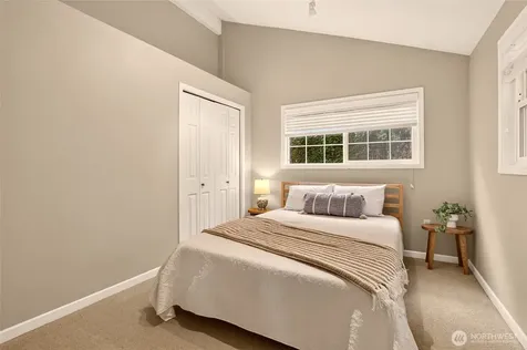 6229 NE 196th Street Kenmore WA 98028