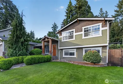 6229 NE 196th Street Kenmore WA 98028