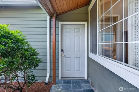 6229 NE 196th Street Kenmore WA 98028