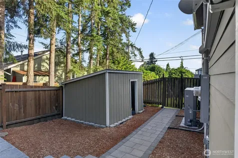 6229 NE 196th Street Kenmore WA 98028