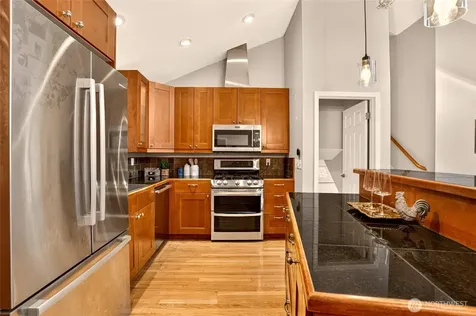 6229 NE 196th Street Kenmore WA 98028