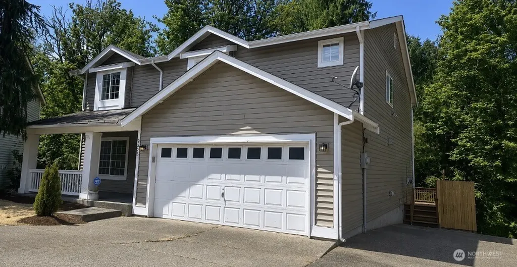 9525 S 221st Place Kent WA 98031
