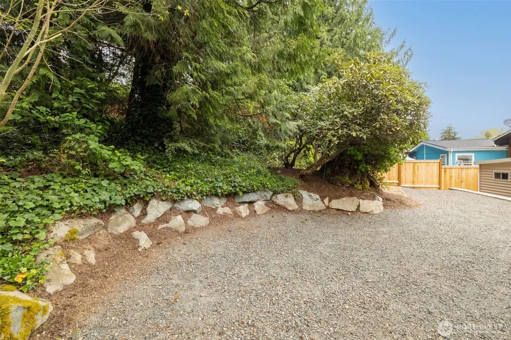 19151 130th Avenue NE Bothell WA 98011