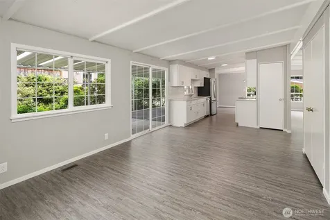 19151 130th Avenue NE Bothell WA 98011