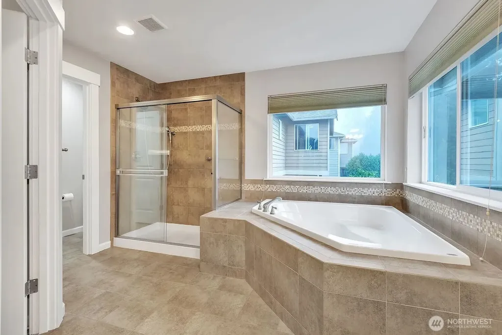 6201 SE 2nd Renton WA 98059