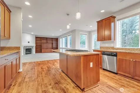 6201 SE 2nd Renton WA 98059