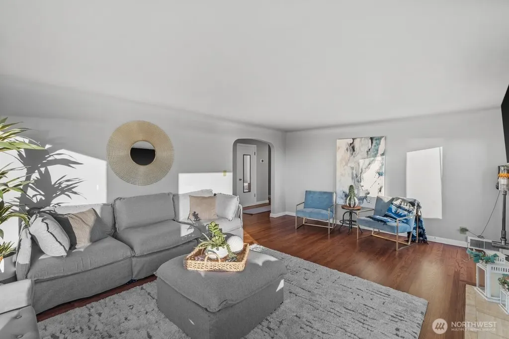 422 Crown Drive Everett WA 98203