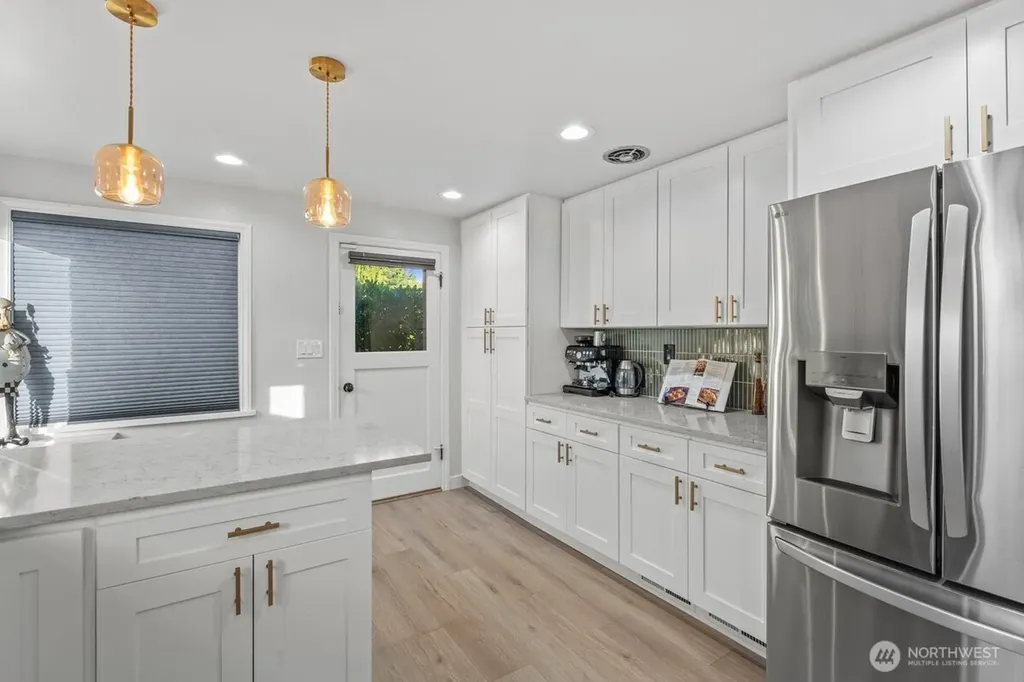 422 Crown Drive Everett WA 98203